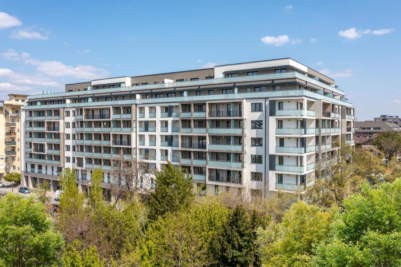 Westside Apartments By Urbanrent Budapeste Exterior foto